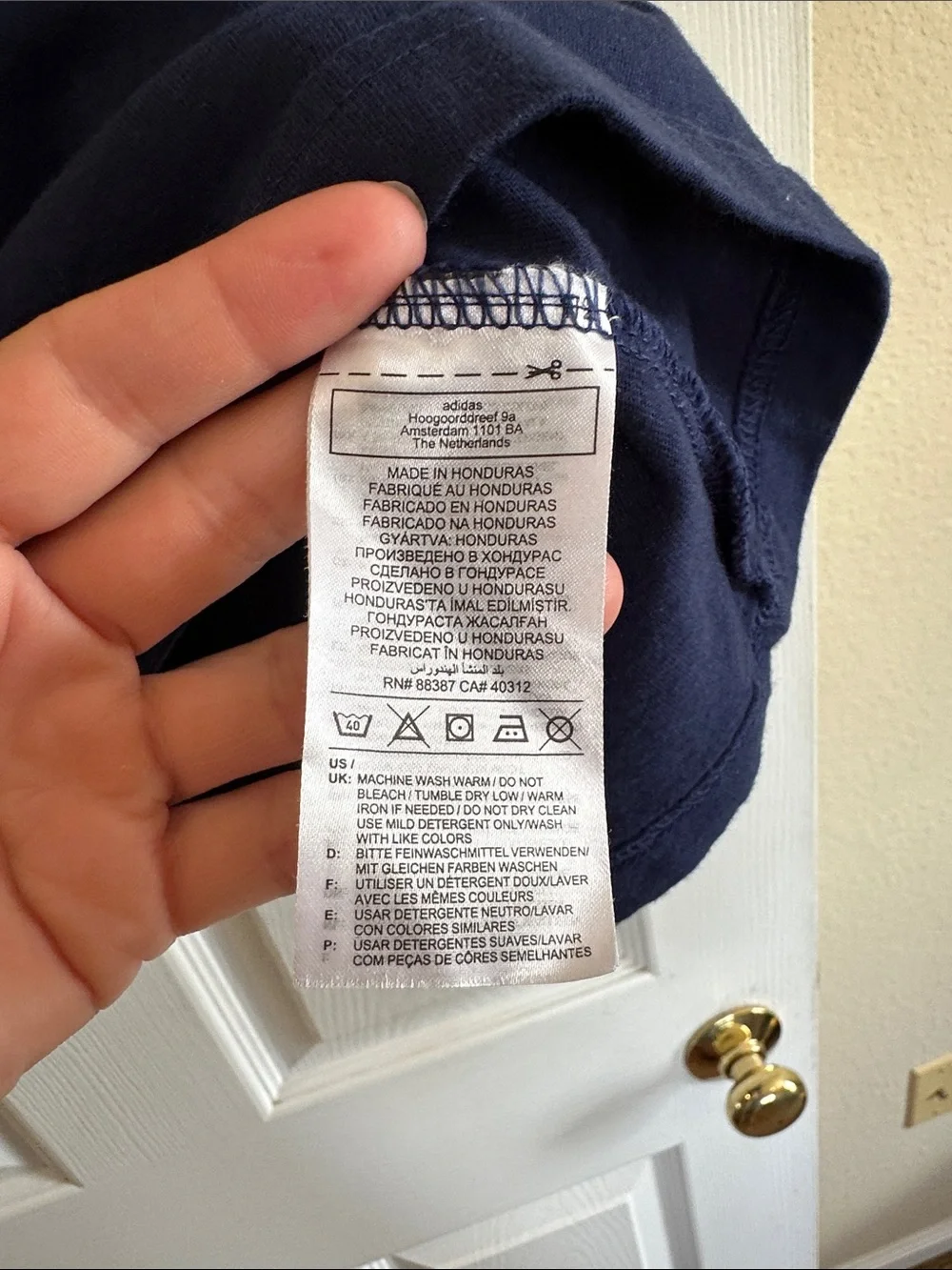 adidas pictures neckline size